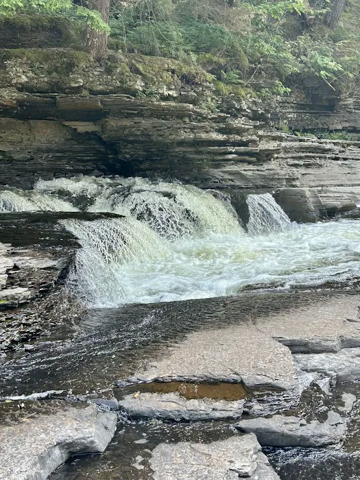 Porcupine Mountains Presque Isle-Rustic 0