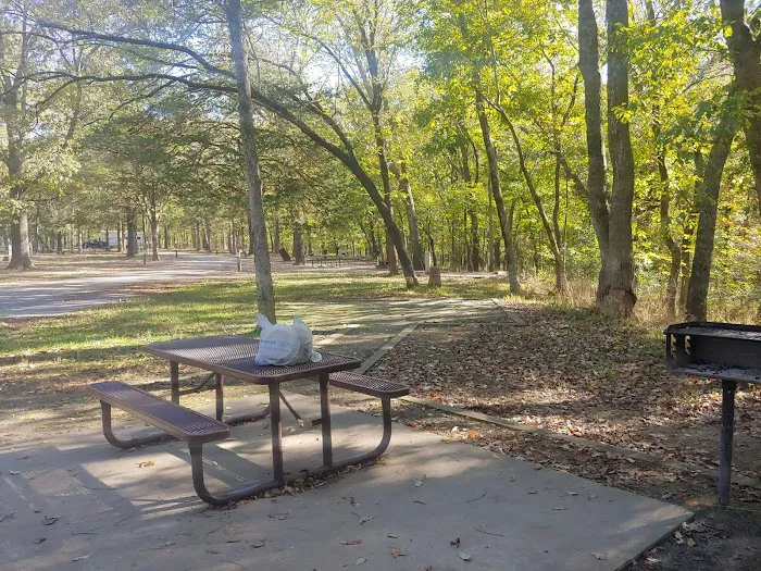 Devils Den Campground E 5