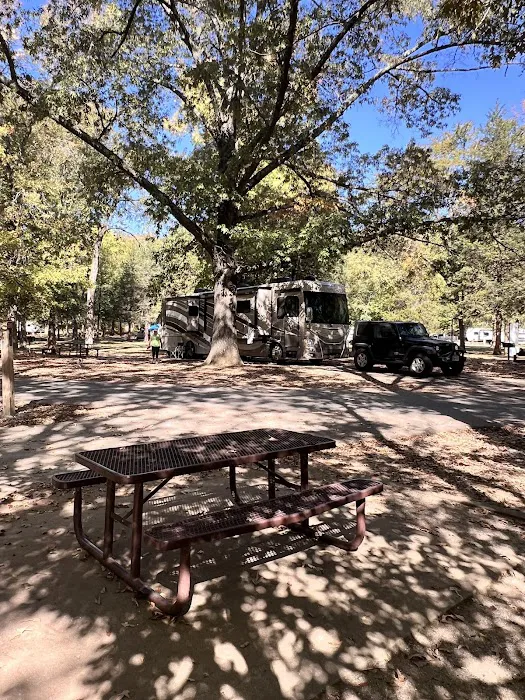 Devils Den Campground E 7