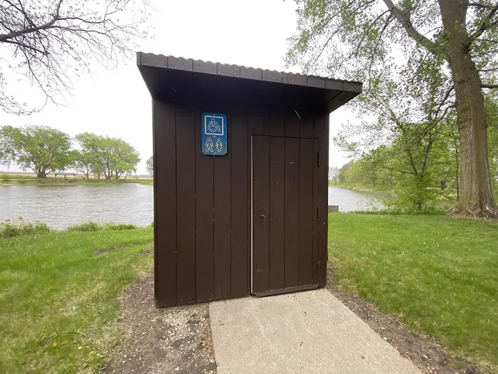 Larson Lake County Park 4