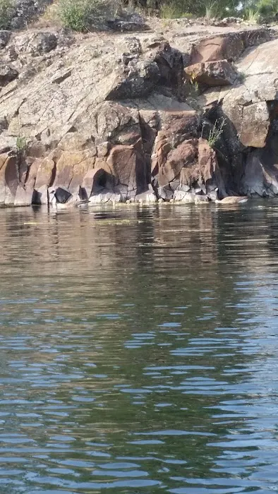 Sun Cove Resort 9