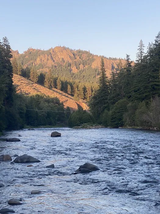Cottonwood Campground - Naches RD 7