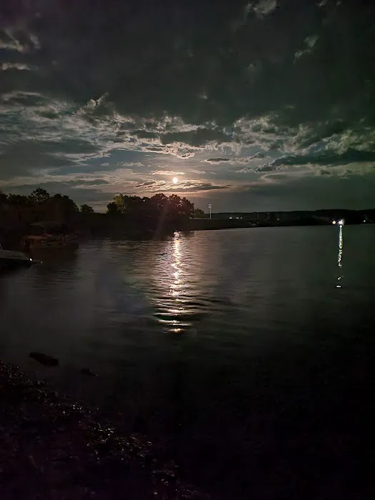 Lake Shore 8