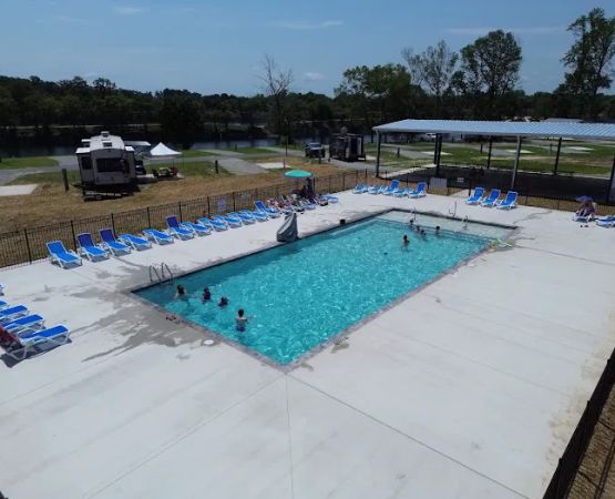 The Lakes RV & Cabin Resort