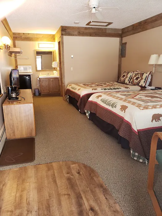 Remer Motel and Campground 0
