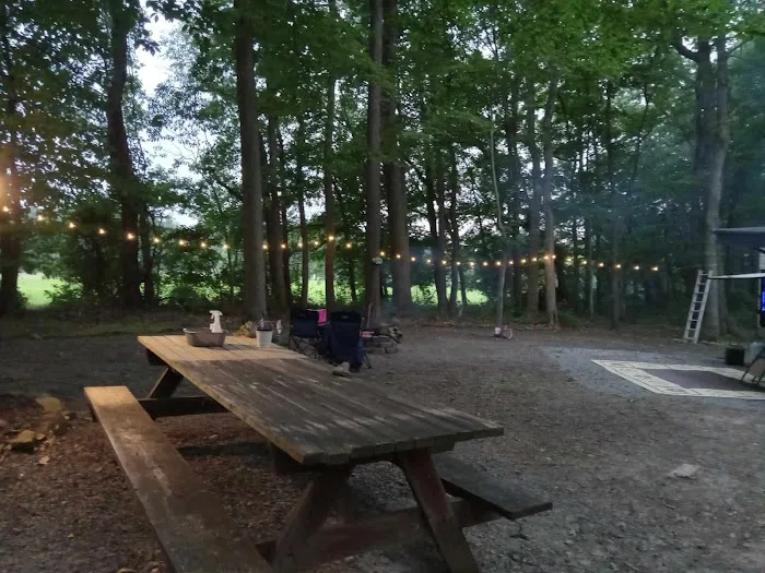 Wolfes Den Campground LLC 0