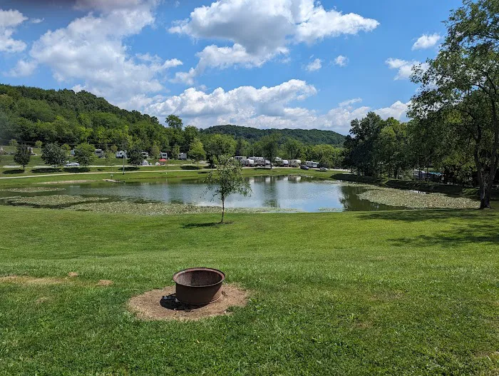 Fox Den Acres Campgrounds 7