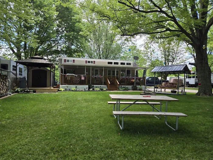 Adventure Bound Camping Resorts - Pleasant View 8