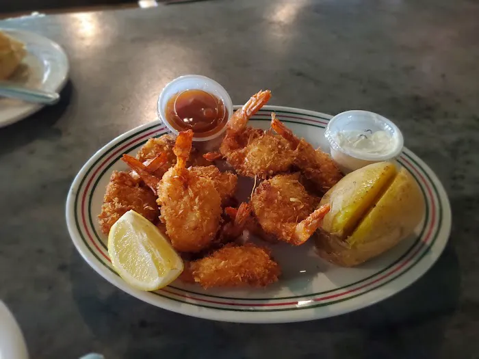 Trailhead Bar, Restaurant & Campground 7