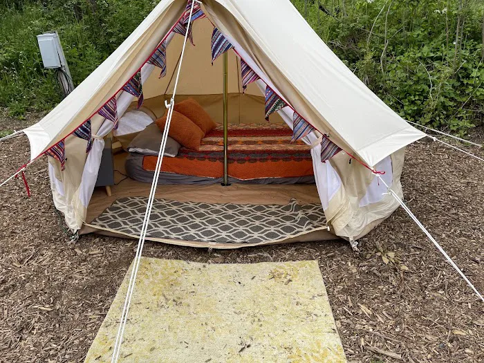 Royal Oaks Legendary Lodging Campground 3