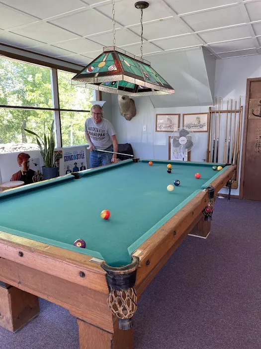 Royal Oaks Legendary Lodging Campground 8