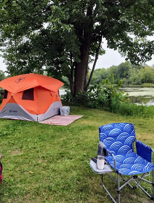 Chapman Lake Campgrounds(Showers) 4