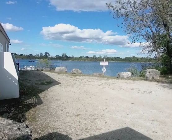 Eagle Lake Camping Resort