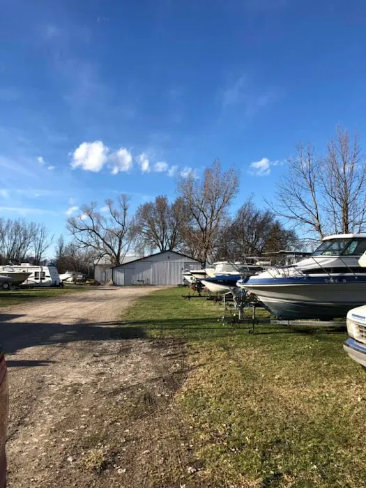 Hidden Hideaway Campground & Marina 8