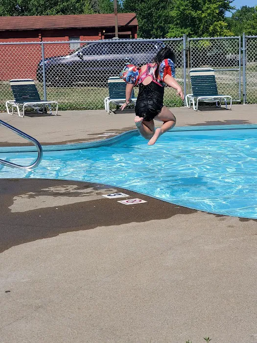 Lake Erie RV Resort - Family Camping Center 9