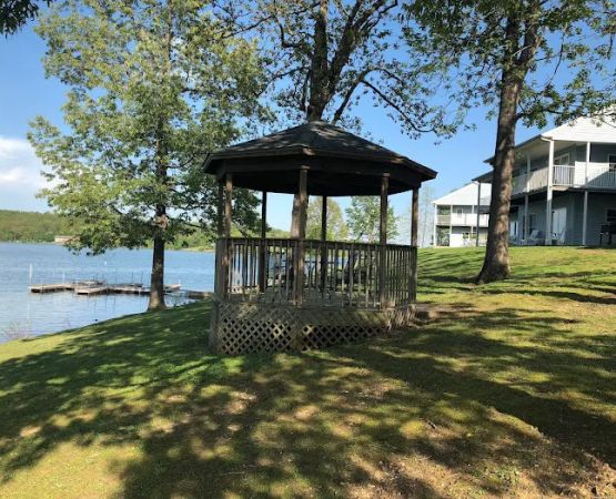 Horseshoe Bend / Crown Lake KOA Holiday
