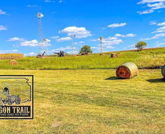 Oregon Trail Glamping and RV Park Hiawatha, KS