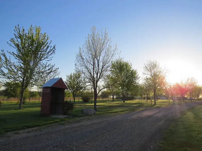 Zomer RV Campground 7