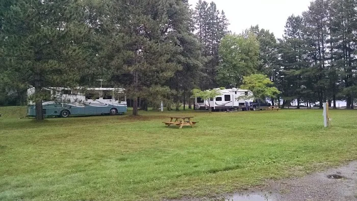 Moen Lake Campground & RV Park 6