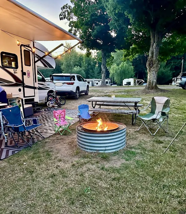 Camper's Haven Family Campground 8