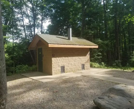 L148 Ice Age Trail campground