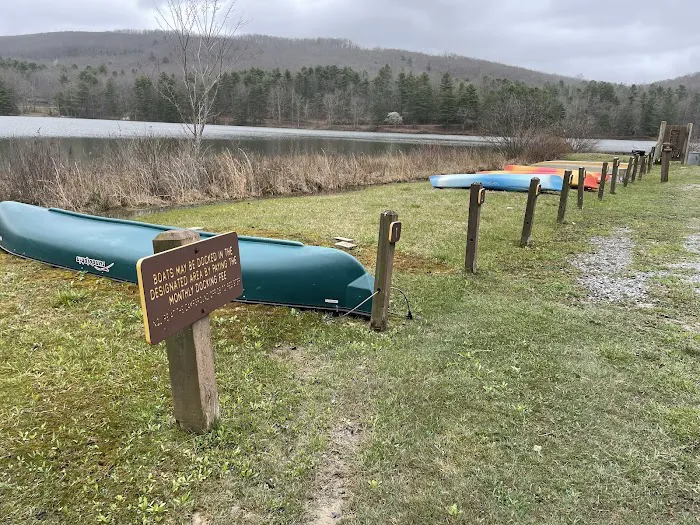 Moncove Campground at Moncove Lake 6