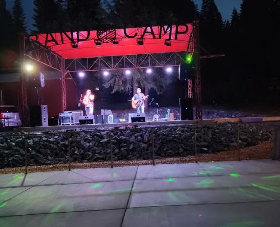Robbs Resort