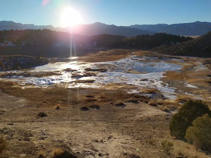 Travertine Hot Springs Picture 7