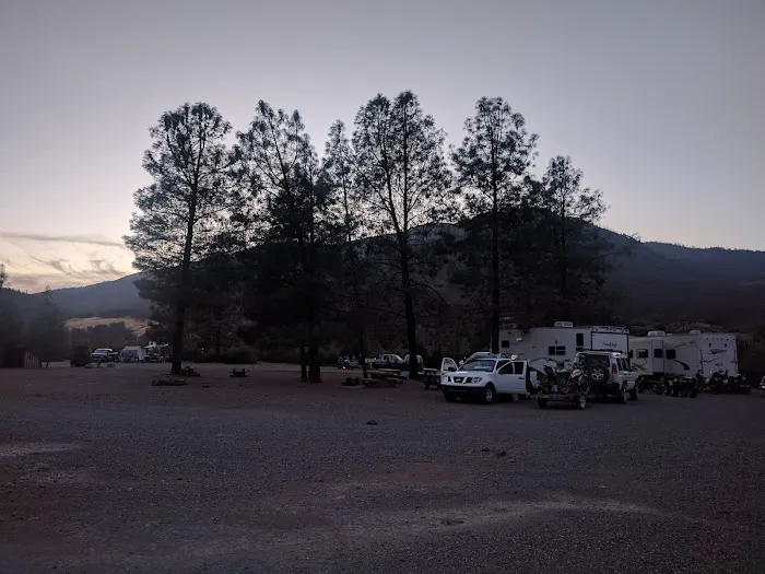 GRAY PINE GROUP CAMPGROUND 8