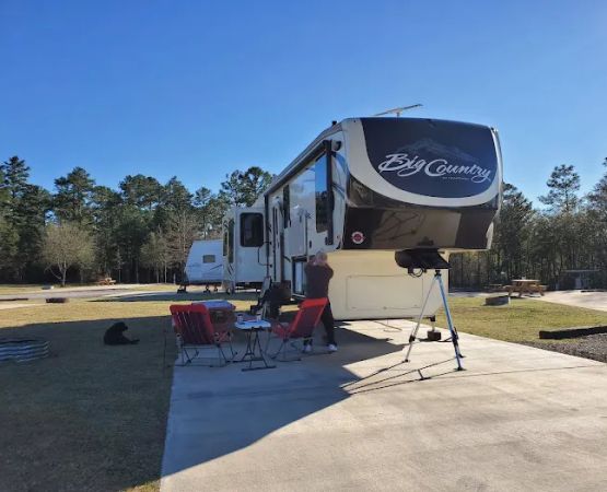 The Oaks Family RV Park & Campground