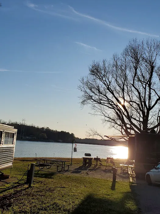 HIDDEN OAKS RV AND CABINS 3