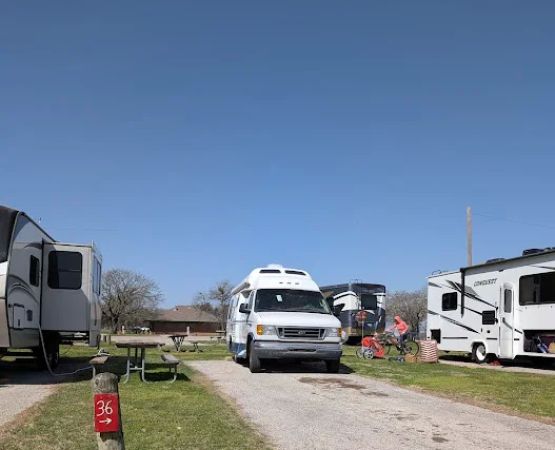 Lake Park Campground