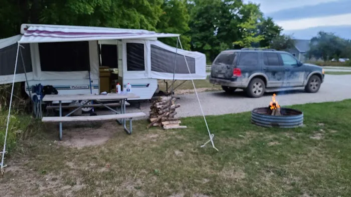 Catchin' Crickets Campground & Vacation Rental 3