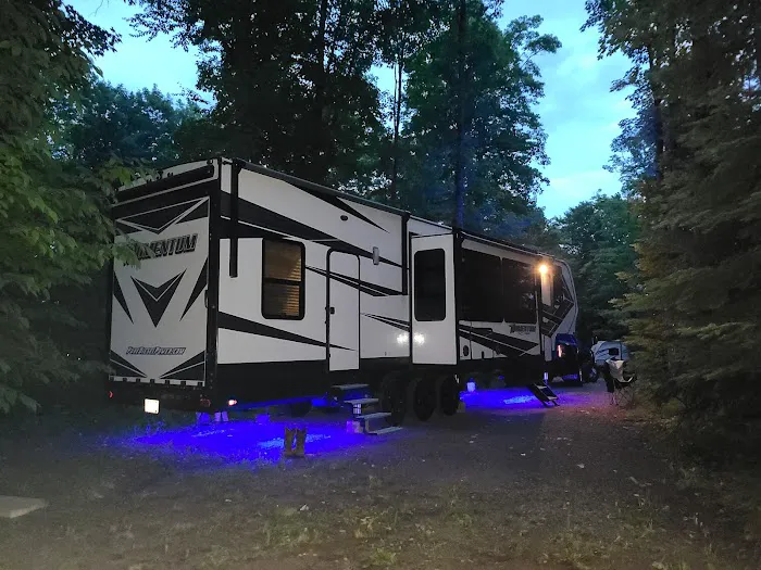 Trailside Hideaway LLC 0