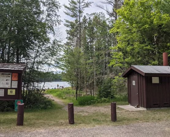 Luna - White Deer Lake Campground