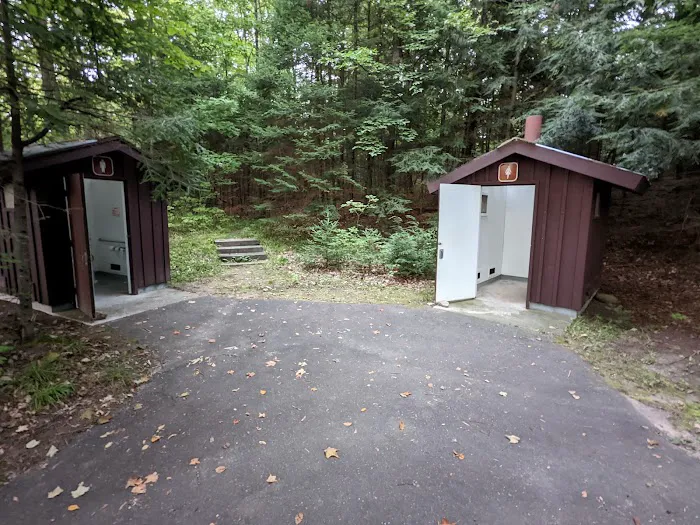 Anvil Lake Campground 3