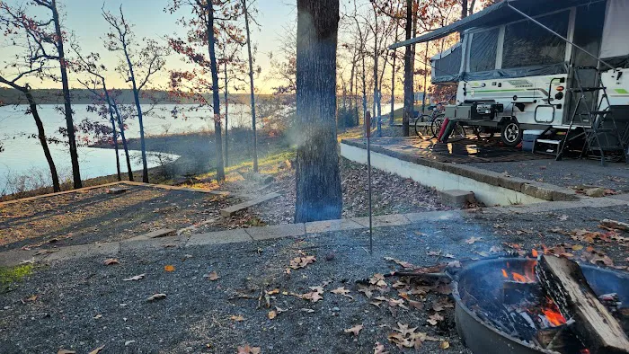 DeRoche Ridge Campground at Degray Lake State Park 2