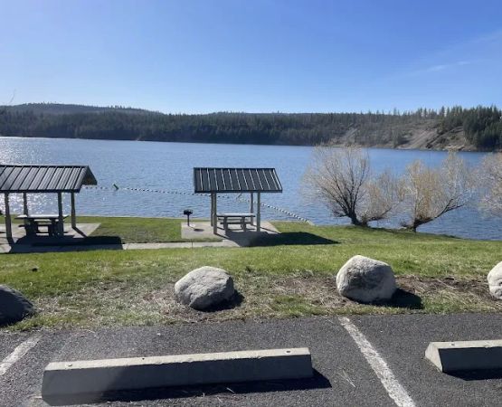 Lake Spokane Campground