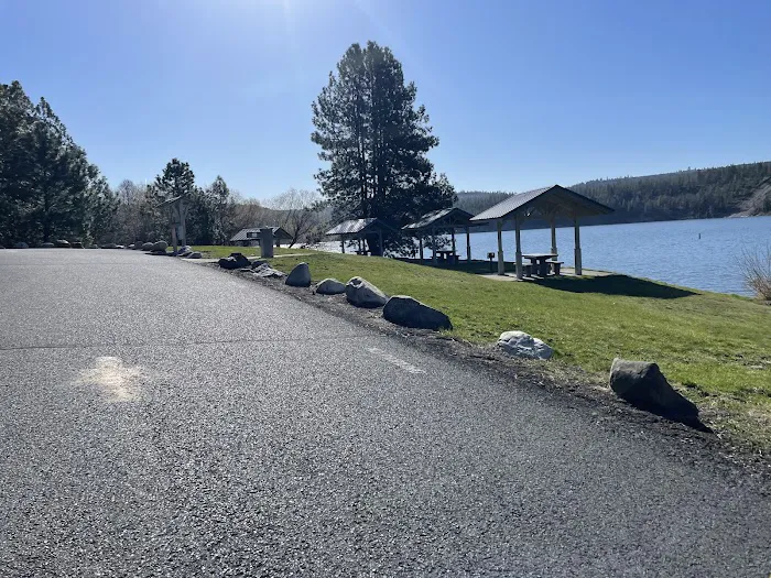Lake Spokane Campground 4