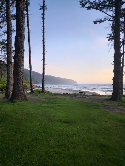 Cabins, Cape Lookout 6