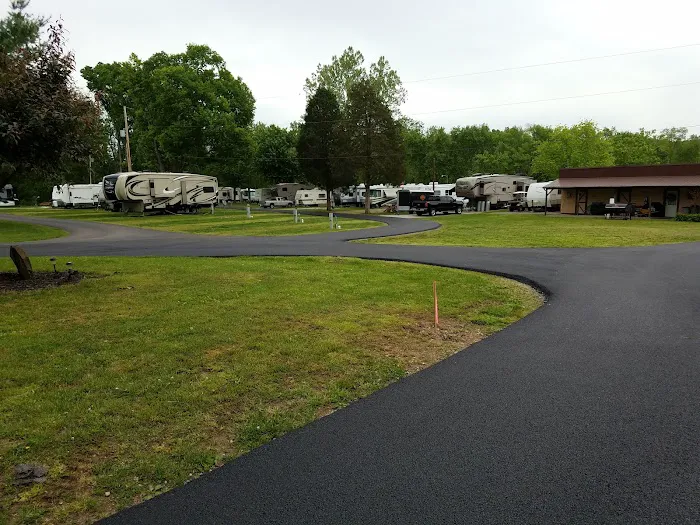 Lazy Village Campground & RV Park 9