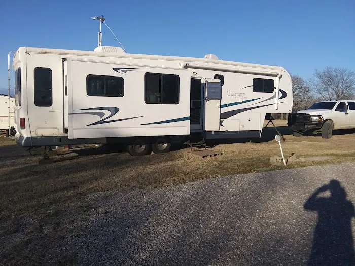 RC'S Campground & Quick Stop 8