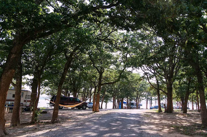 Paradise on Lake Texoma - Resort Campground 6