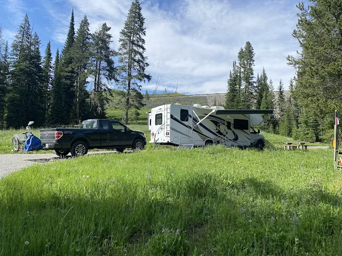Soda Butte Campground 6