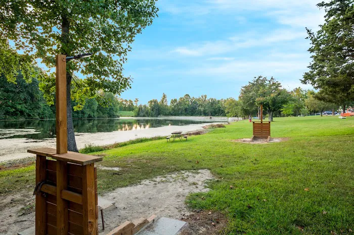 Scottsburg / Raintree Lake KOA Holiday 3