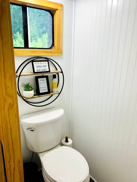 Glamping at Laurel Oaks 9