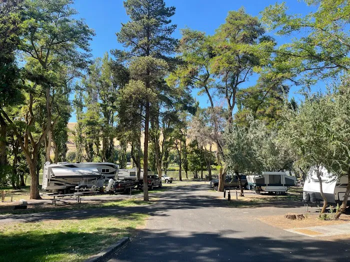 Deschutes River State Recreation Area Campground 6