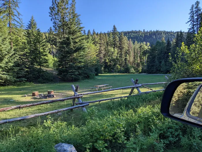CAMP 32 Campground 4