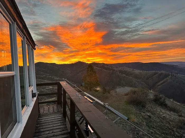 Steliko Lookout 2