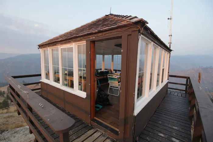 Steliko Lookout 0